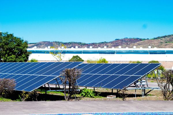 Les experts du hangar photovoltaïque en france