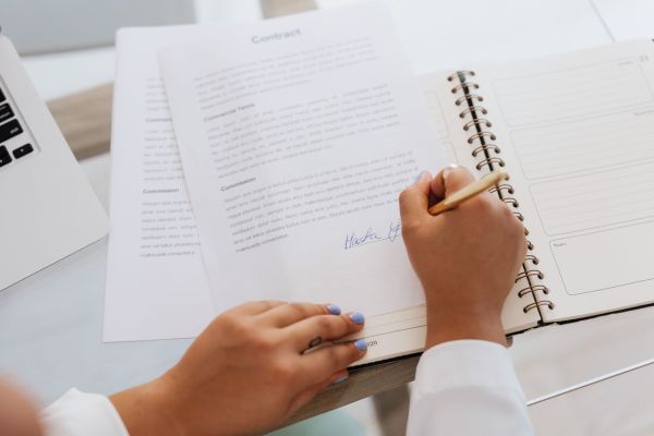 Modèles de lettre : exemples types gratuits pour tous besoins