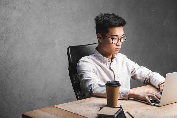 Agence digital Annecy : transformez votre présence en ligne